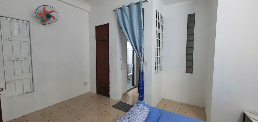 Chính chủ cho thuê phòng nhà lầu đúc phường 8, phú nhuận, 6305888