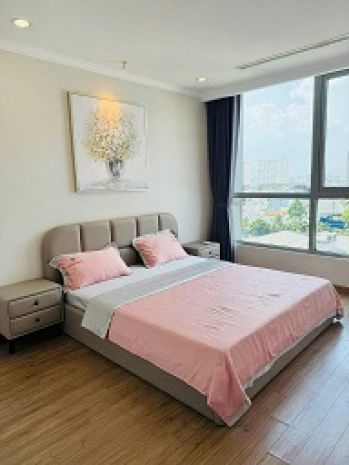 Chính chủ cần bán gấp căn hộ landmark 5  vinhomes central 6307578