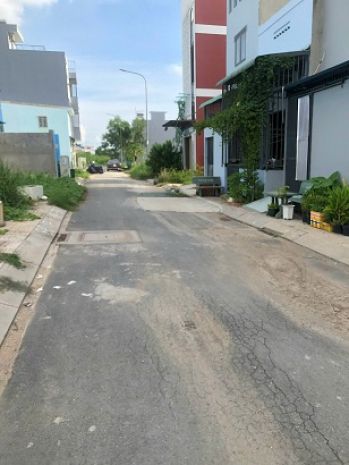 Chính chủ cần bán lô đất mặt tiền tại phường tân tạo, bình 6327571