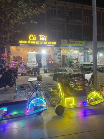 Sang nhượng mặt bằng kinh doanh đối diện công viên - trước 6330420