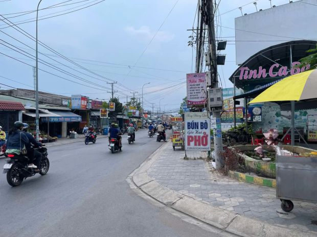 Chính chủ cần bán gấp lô đất sẵn sổ hồng, giá rẻ tại ấp 5, 6333475