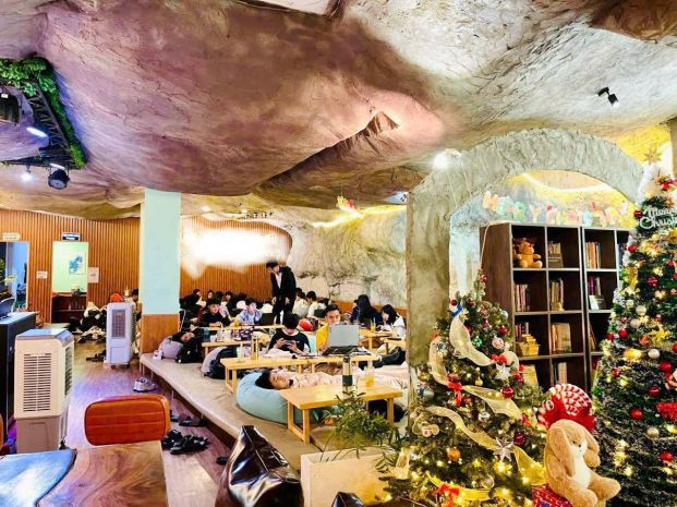 Cần sang quán caffe 3 tầng hoàng diệu 2 - thủ đức 6359871