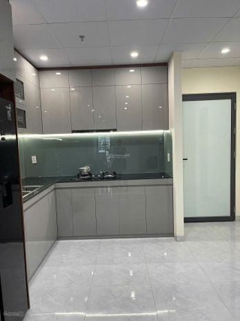 Cho thuê căn hộ chung cư tầng 2, full nội thất chỉ xách 6379727