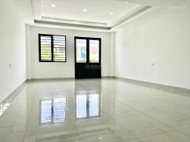 Cho thuê văn phòng tầng 1  diện tích 100m²  chỉ 16 6387969