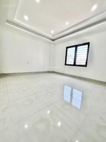 Cho thuê văn phòng tầng 1  diện tích 100m²  chỉ 16 6387970