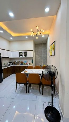 Cho thuê nhà nguyên căn 3pn. 1 trệt 2 lầu  đối diện vạn 6392835