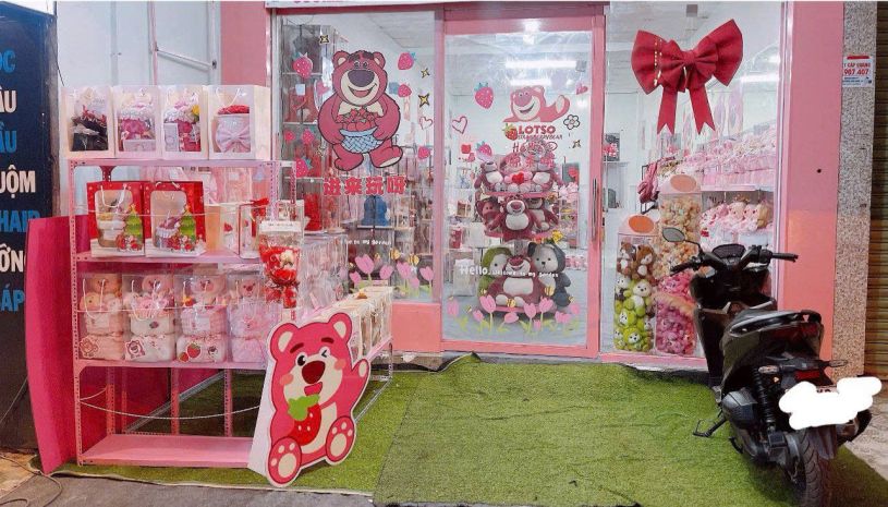 Cần sang gấp shop phụ kiện quà tặng  bao gồm tất cả hàng 6395527