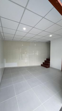 Cho thuê mặt bằng kinh doanh, tầng trệt, nhà mặt tiền đường 6412575