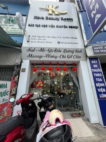 Sang nhượng tiệm nail tâm huyết mặt tiền đường nguyễn văn 6416197