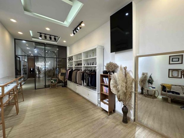 Biệt thự mt nguyễn thành ý - dt: 7,2*16 - hầm, 4 tầng - 43ty 6420355