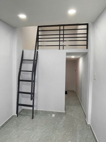 Bán nhà 1 trệt 1 lầu 1 lửng đường lạc long quân, phường 10, 6422139