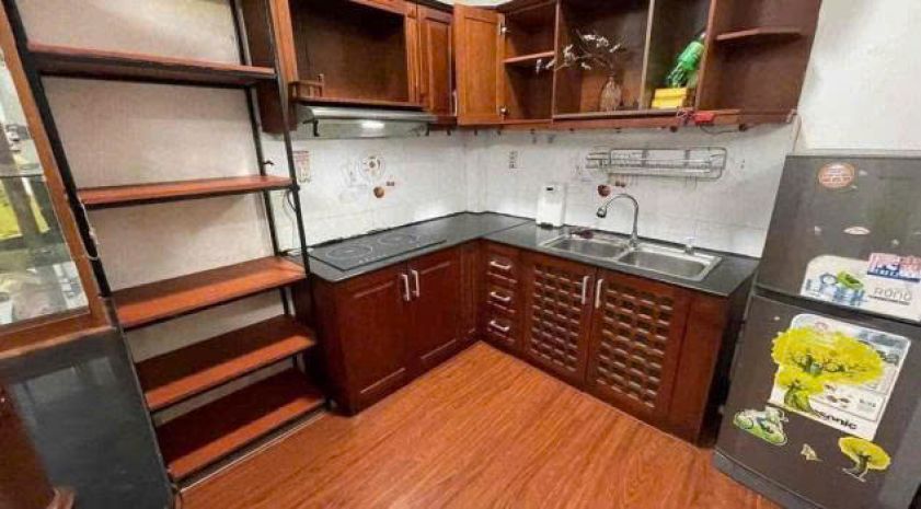 Chính chủ bán nhà 2 tầng đẹp, kiệt trưng nữ vương giá rẻ. 6424756
