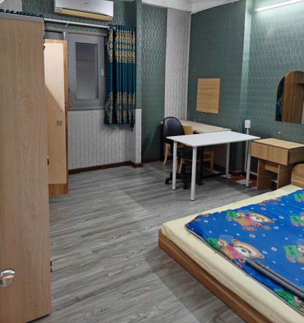 Cho thuê phòng trong nhà nguyên căn  trung tâm quận 5 6432390