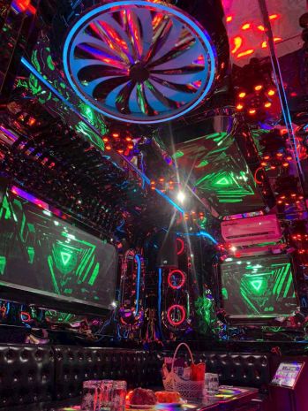 Sang gấp quán karaoke full phòng vip  cityland nguyễn văn 6440392