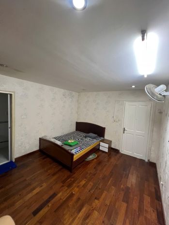 Cho thuê phòng trọ 35m² tại biệt thự hồng long  tân bình 6441155