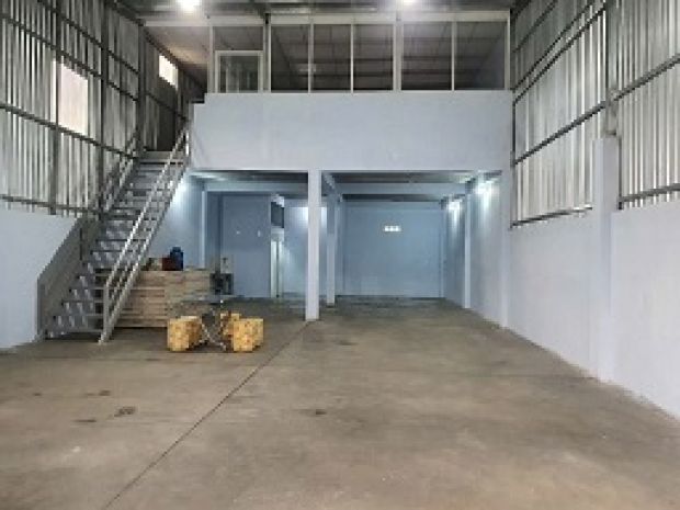 Cho thuê nhà nguyên căn kết hợp ở  kinh doanh - tân uyên, 6449897