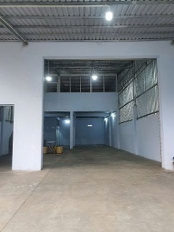 Cho thuê nhà nguyên căn kết hợp ở  kinh doanh - tân uyên, 6449899