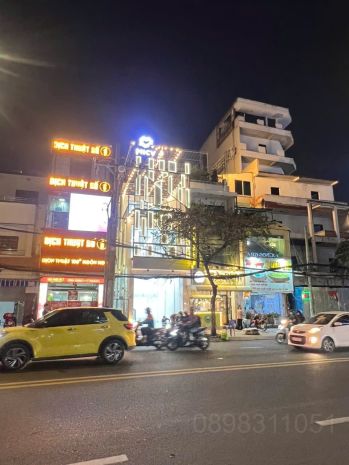 Cho thuê nhà nguyên căn mới 100  mặt tiền cmt8, quận 3 6459905