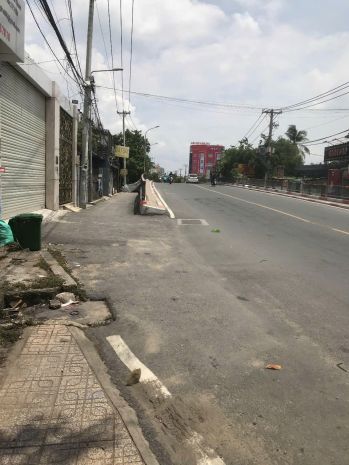 Bán nhà chính chủ - mặt tiền kinh doanh - xe hơi ngủ trong 6463082