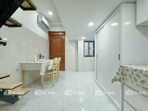 Bán căn hộ dịch vụ tân sơn nhì  dòng tiền ổn định 160 6466838