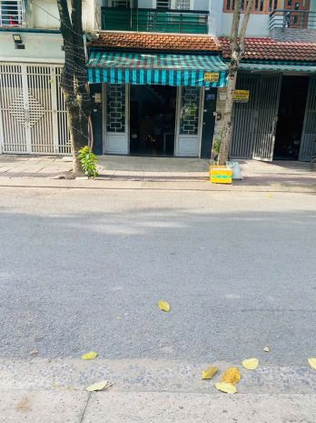Cho thuê mặt bằng kinh doanh mặt tiền  đối diện trường 6471634