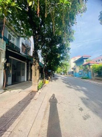 Cho thuê mặt bằng kinh doanh mặt tiền  đối diện trường 6471635