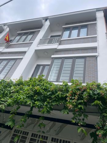 Chính chủ cần bán nhà 3 tầng mặt ngõ rộng rãi 6473936