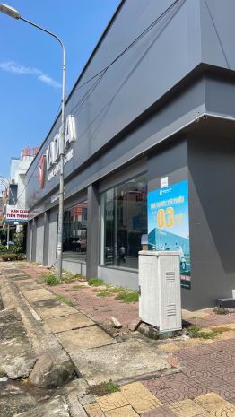 Cho thuê mặt bằng kinh doanh 11*22 ngay mặt tiền đường lê 6496119