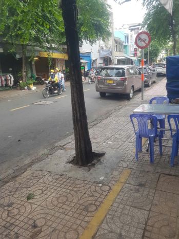 Cho thuê mặt bằng vỉa hè kinh doanh  bán cafeđồ ăn mang 6509266