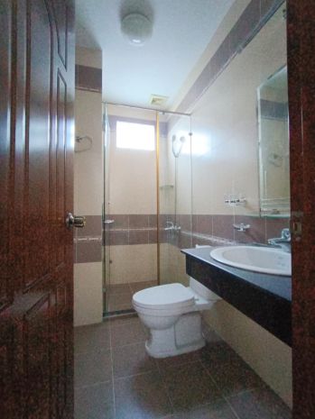 Bán nhà 5 tầng - lê văn sỹ, quận 3 - ngang khủng 5.2m - h 6514234