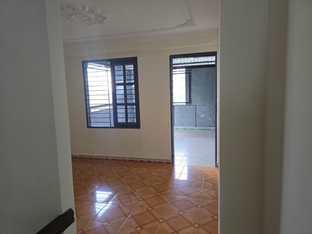 Cho thuê nhà mặt tiền  vị trí đắc địa tại 193 trịnh đình 6514500