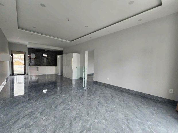 Cho thuê mặt bằng 2 tầng trống suốt mới toanh 6515297