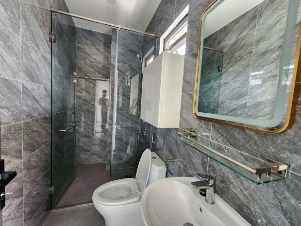 Cho thuê mặt bằng 2 tầng trống suốt mới toanh 6515300