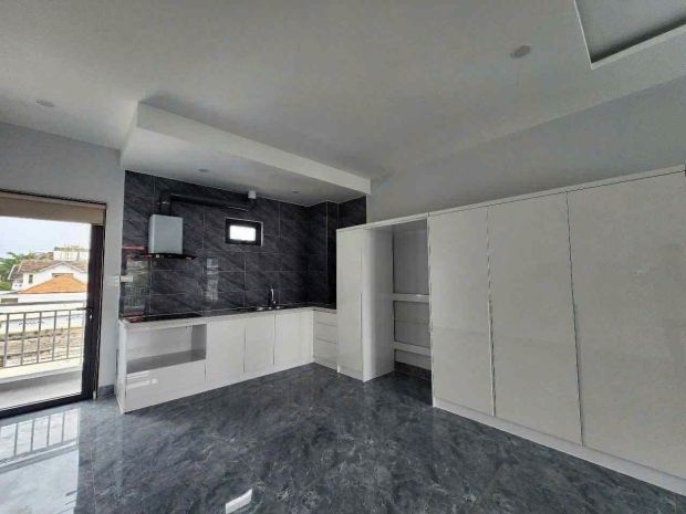 Cho thuê mặt bằng 2 tầng trống suốt mới toanh 6515303