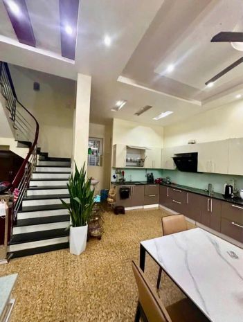 Chính chủ cần bán nhà lô góc 2 mặt ngõ số 12172-lê lợi- 6517839