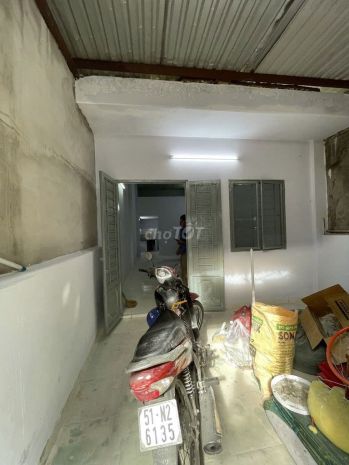 Cho thuê nhà nguyên căn gần aeon tân phú địa chỉ: 403303 6521628