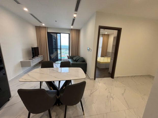 Cho thuê căn hộ 2 phòng ngủ full nội thất tại vinhomes 6523879