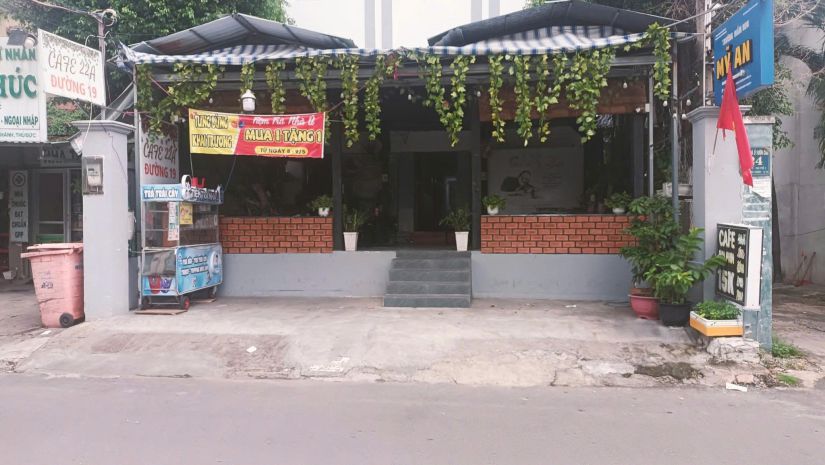 Cần sang nhượng quán cafe + 2 kiot kinh doanh tổng diện 6525329