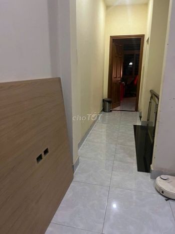 Cho thuê nhà nguyên căn 1 trệt 2 lầu  3pn  full nội thất 6531762
