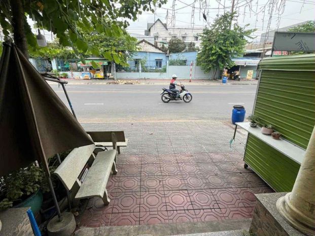 Cho thuê vỉa hè kinh doanh đồ ăn, cà phê cả ngày - mặt tiền 6533013