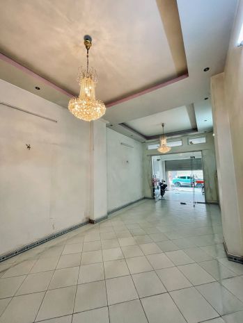 Mặt tiền chợ bà chiểu  120m2  4 tầng  chỉ 25 tỷ 6537048
