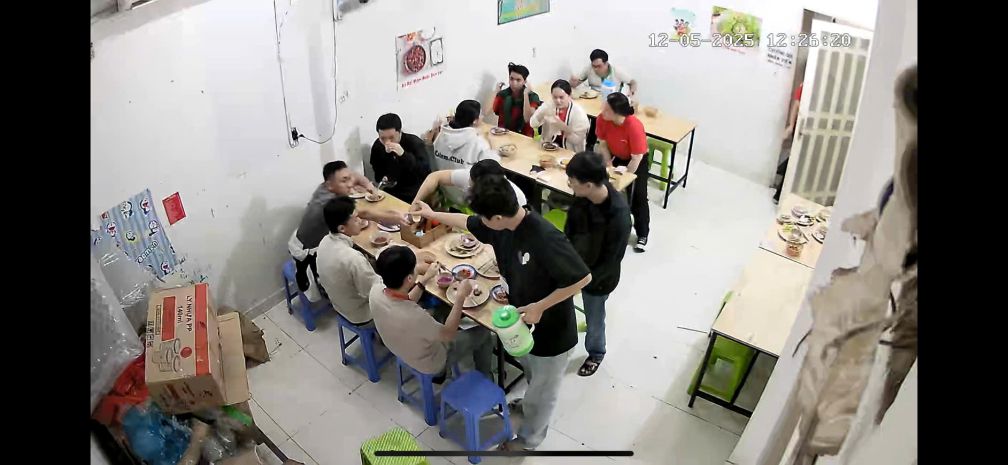 Chính chủ sang nhượng gấp quán cơm văn phòng - mặt bằng đẹp 6540309
