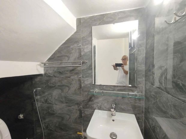 Bán nhanh căn nhà 3.5 tầng xây mới hiện đại mặt đường đỗ 6548745