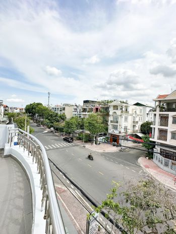 Mặt tiền quận bình thạnh  110m2  đường 20m có lề - 22 tỷ 6553575