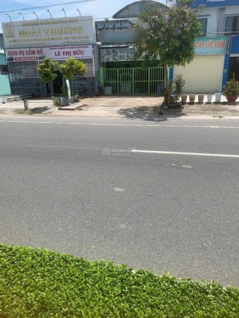 Gia đình tôi cần bán căn nhà tại chợ cầu sấu, mặt đường 6562701