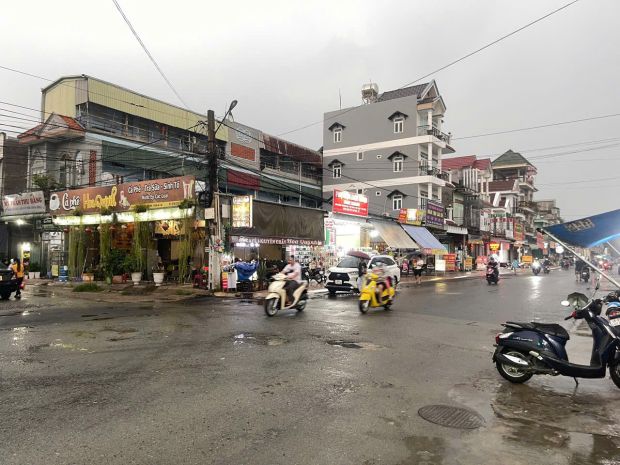 6 căn nhà mặt tiền  - shr - kdc 434 thuận  an - dt300m2 6590326