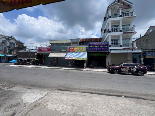 6 căn nhà mặt tiền  - shr - kdc 434 thuận  an - dt300m2 6590328