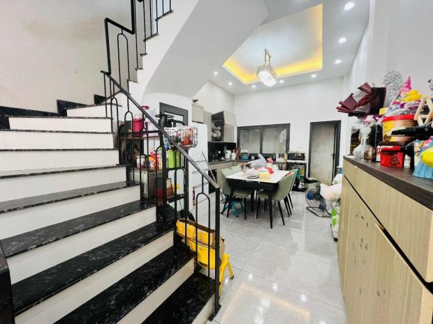 Bán nhà lạc long quân cầu giấy ô tô vào nhà  - nhà mới vị 6590417