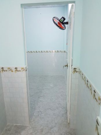 Cho thuê nhà nguyên căn ngang 3.5m, dài 13 mét, 1 trệt - 1 6590504