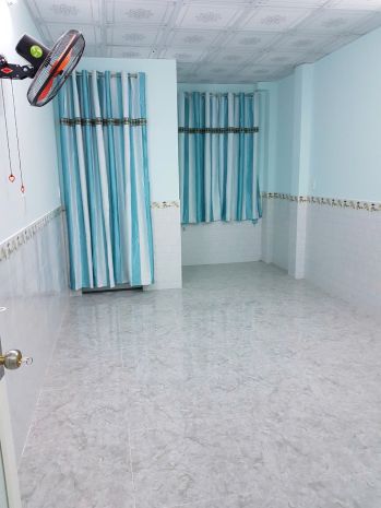 Cho thuê nhà nguyên căn ngang 3.5m, dài 13 mét, 1 trệt - 1 6590506